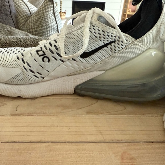 Nike Air Max White and Black Sneakers - Picture 5 of 8